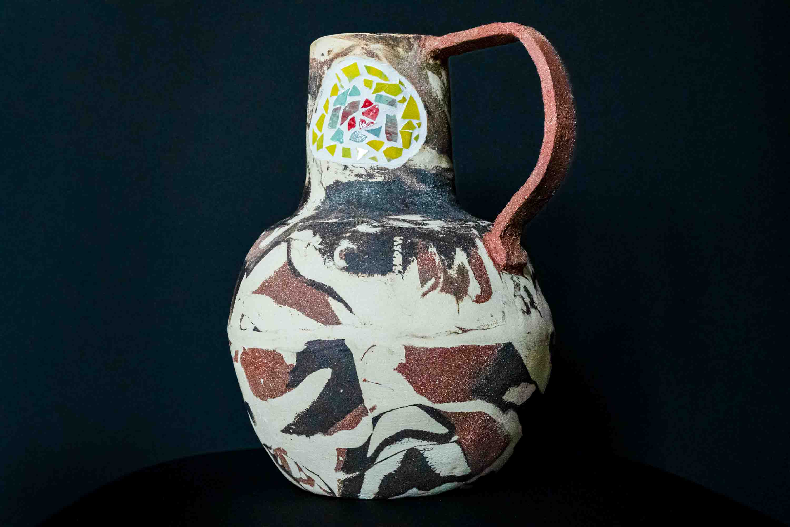 Imatge inicial - Jug from the IBE campaign "Without diversity there is no future"