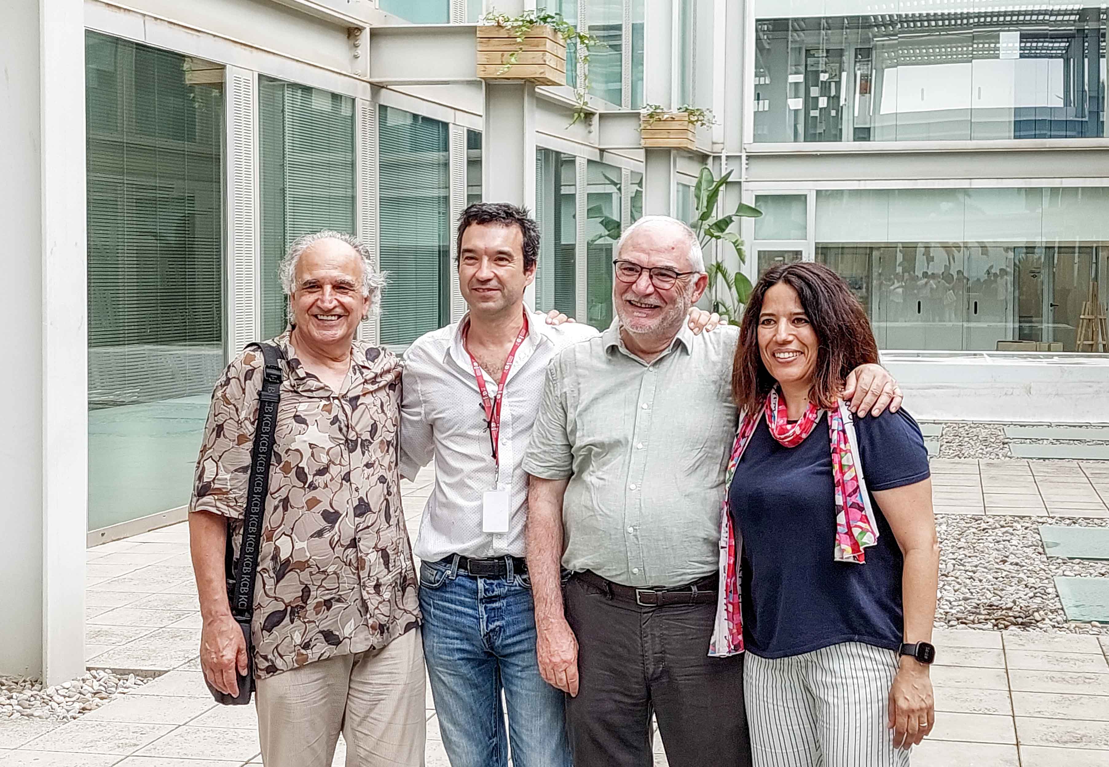 From left to right: Jaume Bertranpetit, Salvador Carranza, Xavier Bellés and Elena Bosch. Credit: IBE